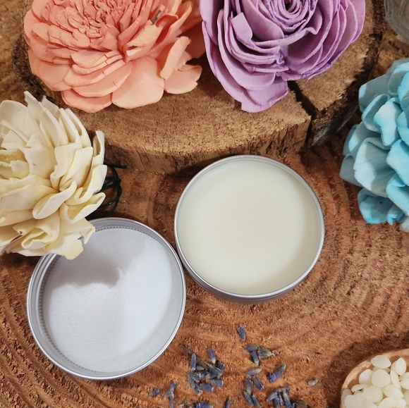 Handmade‎ Lemon Lavender Lip Balm - Picture 2 of 4